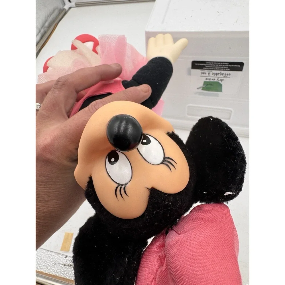 Vtg 1980's Minnie Mouse 12